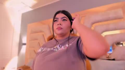 bellaboobs_ online show from July 29, 2026, 7:34 pm
