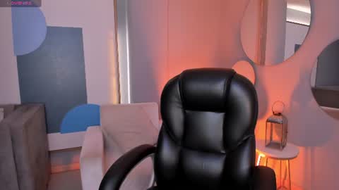  Bella C  online show from July 5, 2026, 10:50 pm