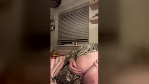 Snapshot of bellacherrybomb chatting on March 29, 2026, 9:04 pm bellacherrybomb online show from March 29, 2026, 9:04 pm