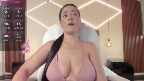 Bella Clair online show from June 5, 2026, 2:56 pm