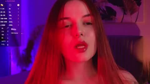 belladevile_ online show from September 28, 2025, 2:00 pm