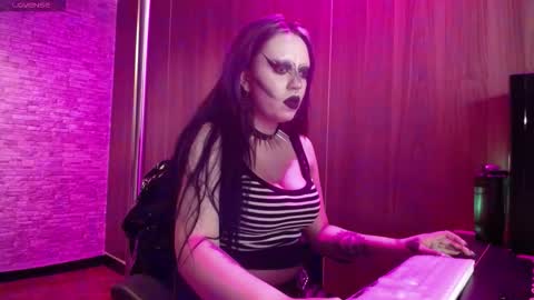belladona_trix online show from February 4, 2026, 7:31 pm
