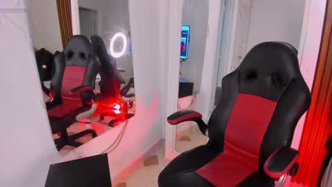 belladuboiss_ online show from December 29, 2024, 1:38 pm
