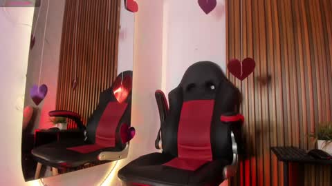 belladuboiss_ online show from January 18, 2025, 12:36 pm