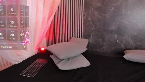 belladuboiss_ online show from March 12, 2025, 3:29 pm