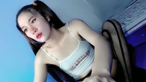 Bella rowt online show from March 8, 2025, 5:28 am