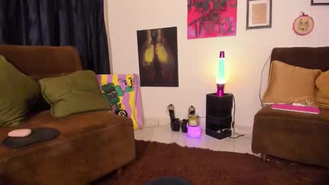 Bella online show from September 15, 2025, 5:46 pm