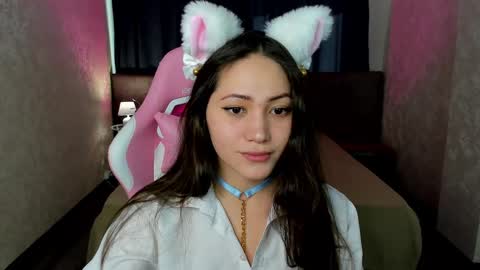 bellalovesss online show from February 26, 2025, 6:47 am