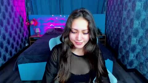 bellalovesss online show from March 7, 2025, 11:07 am