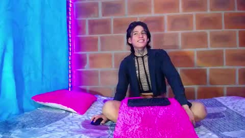 bellamy_094 online show from September 25, 2025, 6:11 pm