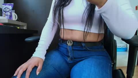Snapshot of bellangel_ chatting on September 13, 2025, 10:31 pm Camille  online show from September 13, 2025, 10:31 pm