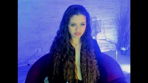 BellaNoir  online show from February 3, 2026, 6:00 am