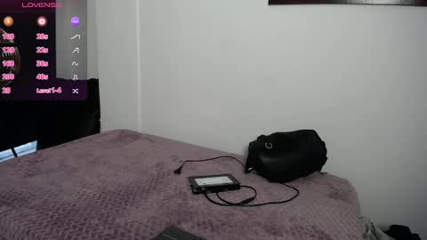   online show from January 15, 2025, 1:09 pm
