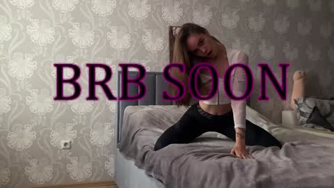 bellaparker_ online show from December 20, 2024, 10:49 am