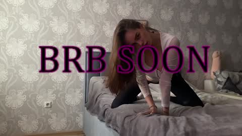 bellaparker_ online show from December 24, 2024, 10:22 am