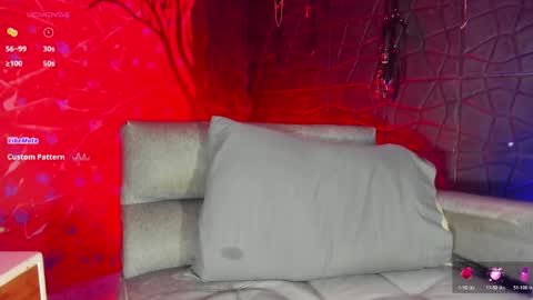 Snapshot of bellaqueen_sex chatting on June 4, 2026, 11:44 pm bellaqueen_sex online show from June 4, 2026, 11:44 pm