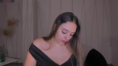  Bella Rose  online show from May 7, 2026, 3:12 am