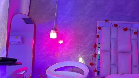 BellaSanderrs online show from March 31, 2026, 11:10 am