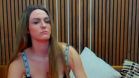 Snapshot of bellaskyex chatting on October 18, 2025, 11:00 am BellaSkyex online show from October 18, 2025, 11:00 am