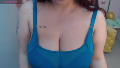 Bella online show from April 24, 2026, 1:24 pm