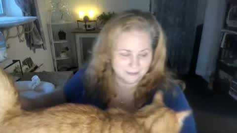 Bellavoca online show from November 27, 2025, 11:45 am