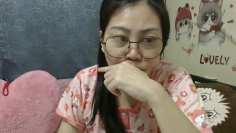 Bella online show from January 5, 2025, 9:57 pm
