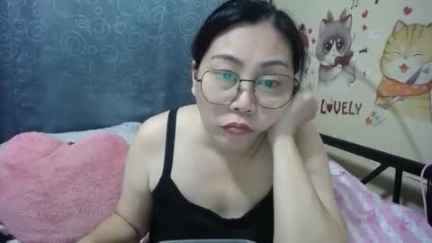 Bella online show from September 20, 2025, 11:28 pm