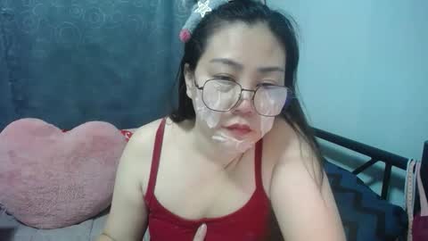 Bella online show from May 3, 2026, 5:35 am