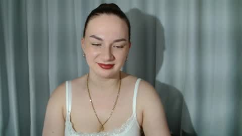 Snapshot of belle_fiesta chatting on April 10, 2026, 10:47 pm belle_fiesta online show from April 10, 2026, 10:47 pm