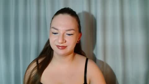 Snapshot of belle_fiesta chatting on April 27, 2026, 10:30 pm belle_fiesta online show from April 27, 2026, 10:30 pm