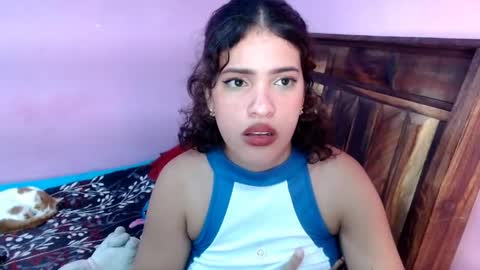 Snapshot of belle_katty000 chatting on May 21, 2026, 9:44 pm SOFIA online show from May 21, 2026, 9:44 pm