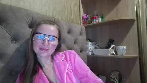 Snapshot of belleamiee chatting on October 21, 2025, 5:35 pm Amelia online show from October 21, 2025, 5:35 pm
