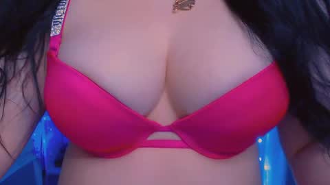 Hello I am kind friendly and cute girl online show from January 27, 2025, 12:33 am