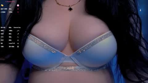 Snapshot of bellelovexx chatting on May 18, 2026, 9:53 pm Hello I am kind friendly and cute girl online show from May 18, 2026, 9:53 pm