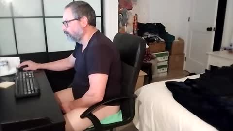 Snapshot of bellequeue19758 chatting on November 28, 2025, 10:51 am bellequeue19758 online show from November 28, 2025, 10:51 am