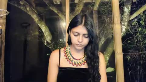 bellezacosmica online show from December 11, 2024, 2:41 am