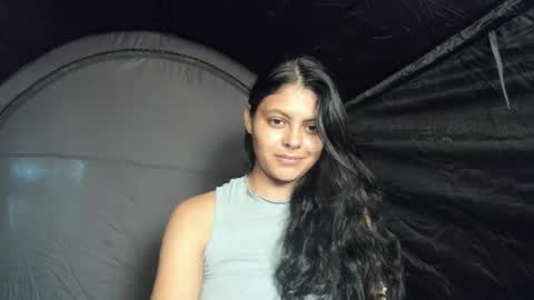 bellezacosmica online show from February 24, 2025, 8:58 pm