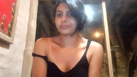 bellezacosmica online show from September 15, 2025, 2:22 am