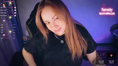 Your Annabelle Wolf  online show from December 1, 2025, 2:55 pm