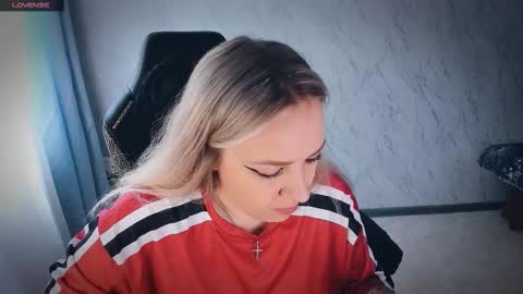 Snapshot of bellezza_ chatting on February 10, 2026, 10:41 am Your Annabelle Wolf online show from February 10, 2026, 10:41 am