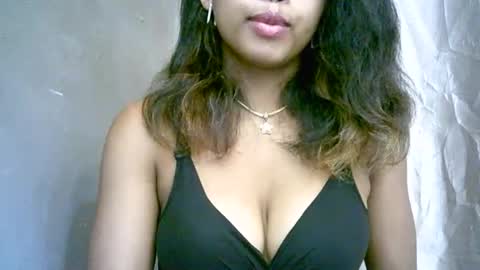 Snapshot of bellibellah chatting on April 4, 2026, 6:11 am BelliBellah online show from April 4, 2026, 6:11 am