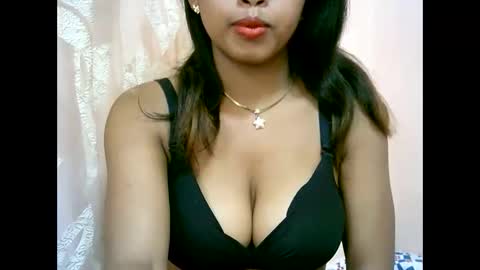 Snapshot of bellibellah chatting on May 21, 2026, 12:23 pm BelliBellah online show from May 21, 2026, 12:23 pm