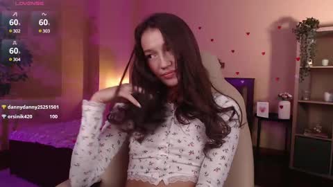 Snapshot of bellla_haddid chatting on February 18, 2025, 3:42 am Bella online show from February 18, 2025, 3:42 am