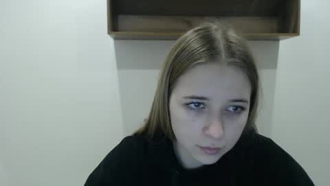 bellochka_ online show from January 19, 2026, 11:36 am