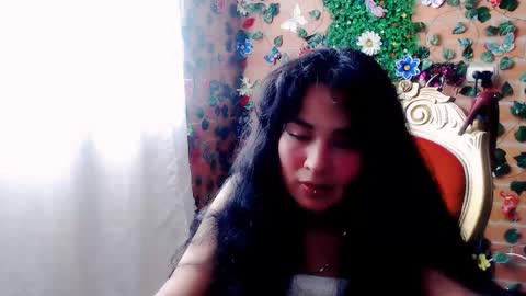 Snapshot of belly_silky chatting on January 14, 2025, 9:41 pm Belly online show from January 14, 2025, 9:41 pm