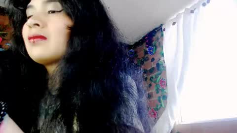 Snapshot of belly_silky chatting on February 15, 2025, 10:52 pm Belly online show from February 15, 2025, 10:52 pm