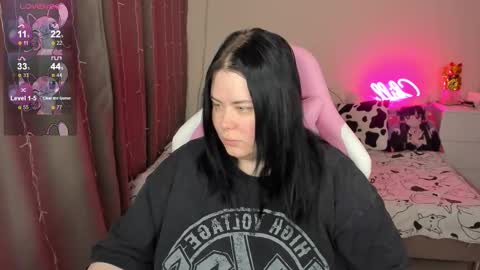 LinaBoo online show from February 10, 2026, 4:05 am