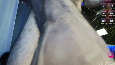 Snapshot of ben_blaze chatting on October 4, 2025, 5:05 am BEN online show from October 4, 2025, 5:05 am