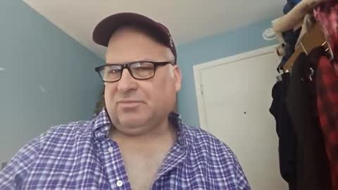 Bendavewill online show from February 20, 2026, 9:54 am