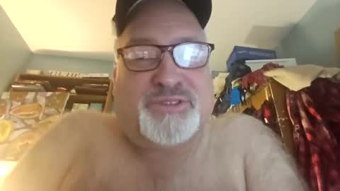 Snapshot of bendavewill chatting on April 4, 2026, 7:28 am Bendavewill online show from April 4, 2026, 7:28 am